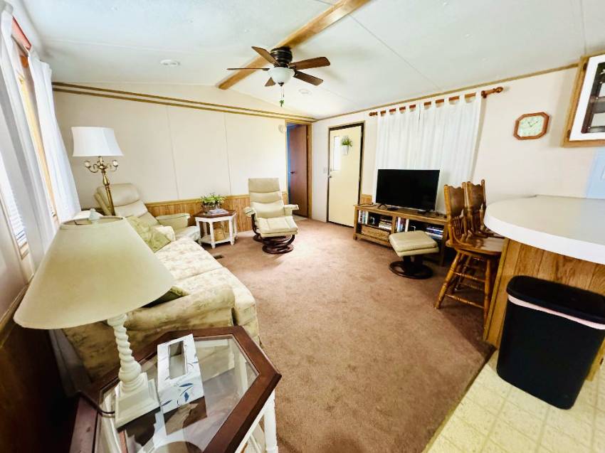 25 Leisure Drive a Auburndale, FL Mobile or Manufactured Home for Sale